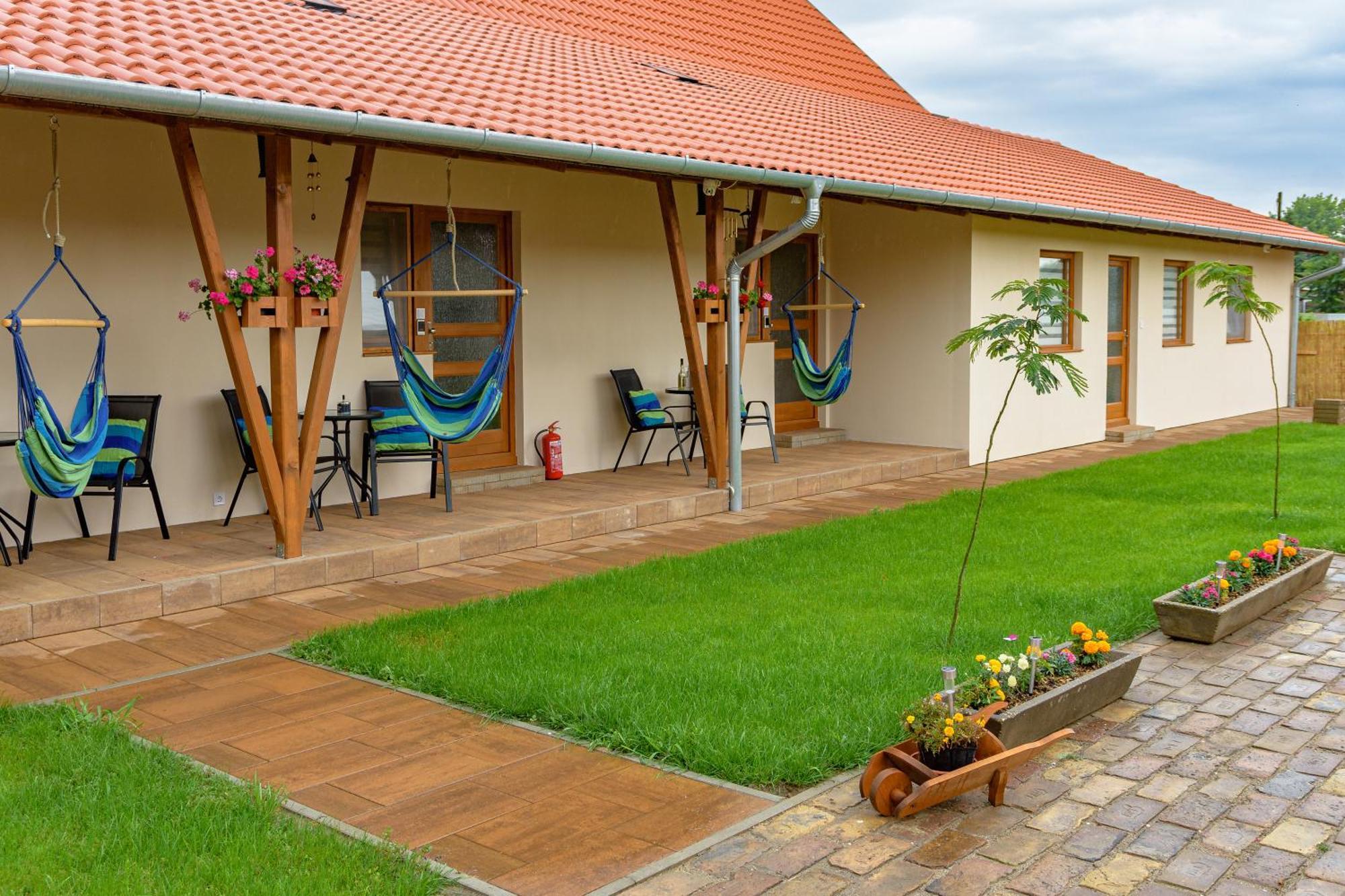 Szelcsengo Wellness Vendeghaz Apartment Mako Bagian luar foto